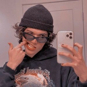 Meet your Posher, Terrence